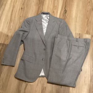 Suitsupply Light Gray Suit